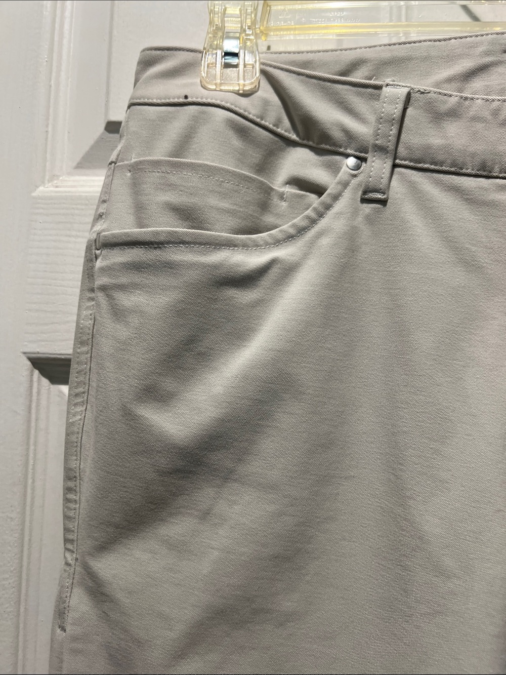 lululemon athletica Men's Light Cream Casual Pants - Picture 4 of 10